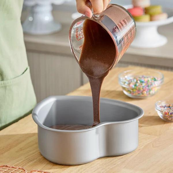 Cake Pans & Rounds