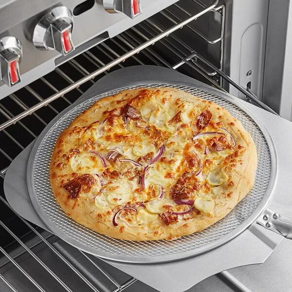 Pizza Pans, Screens & Stones