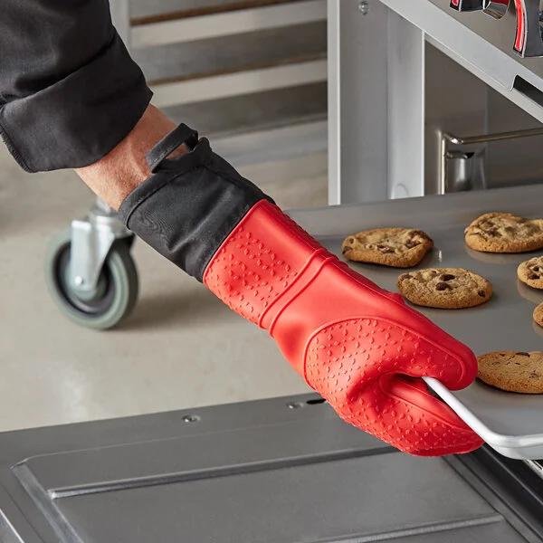 Oven Mitts, Gloves & Pot Holders