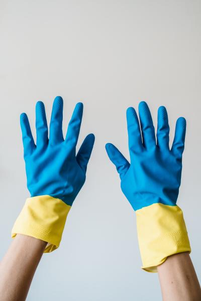 Gloves & Dispensers