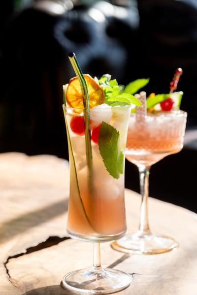 Hurricane & Specialty Cocktail Glasses