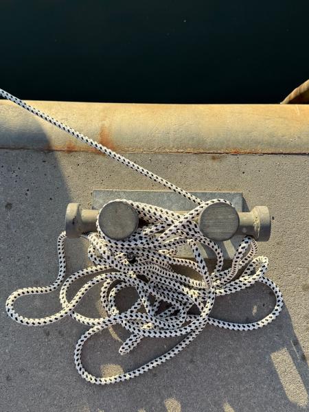 Anchors, Dock Cleats & Mooring Hardware