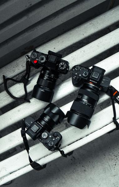 Cameras & Photography