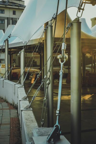 Anchors & Brackets