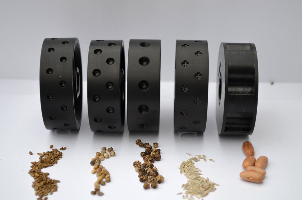 Seeding Tools, F-24 Spinach Seed Roller 1 roller
