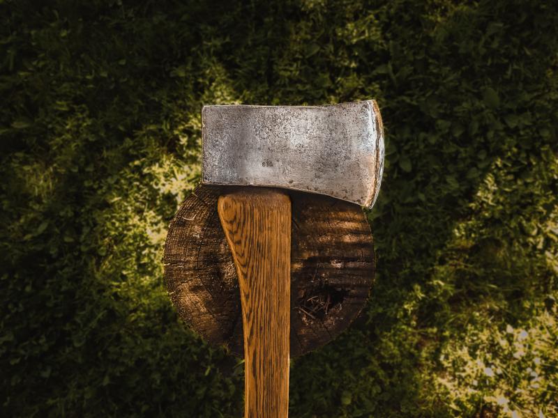 Axes & Hatchets