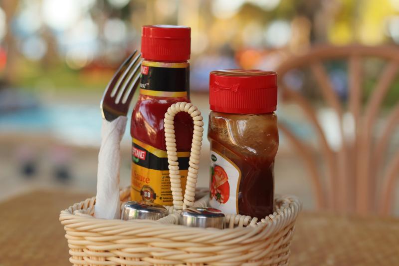 Condiment Caddies & Table Organizers