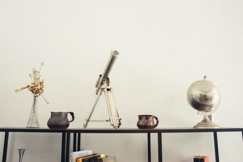 Travel & Tabletop Telescopes