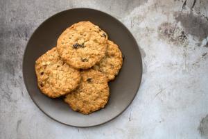 Freeze Dried Oatmeal Raisin Cookie Dough