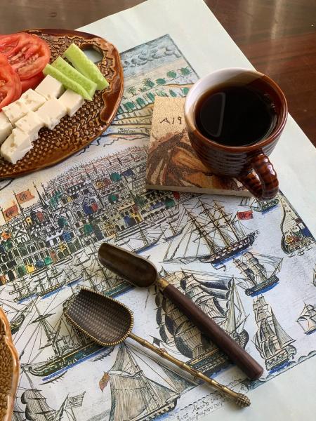 Paper Placemats