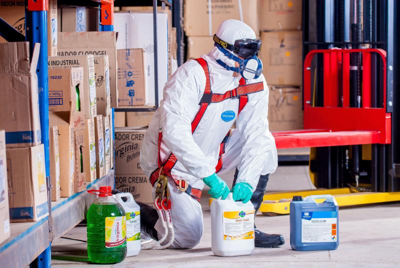 Chemical-Resistant Gloves