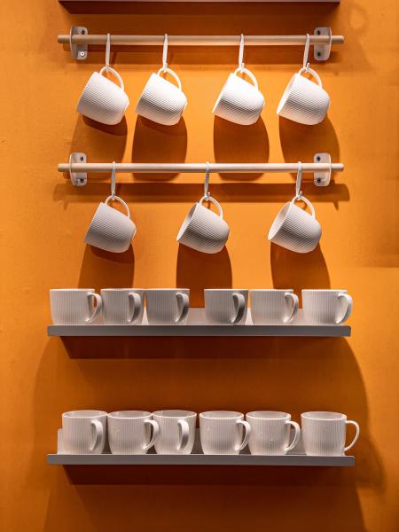 Cups & Lid - Holders, Trays & Racks