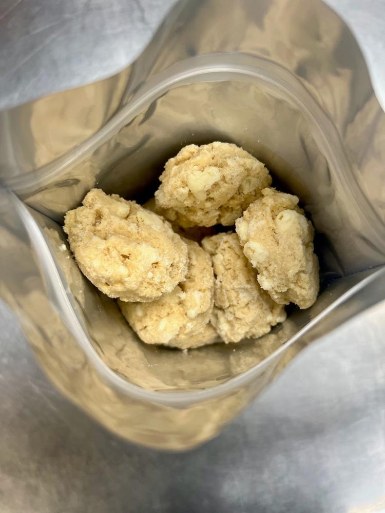 Freeze Dried White Chocolate Macadamia Nut Cookie Dough