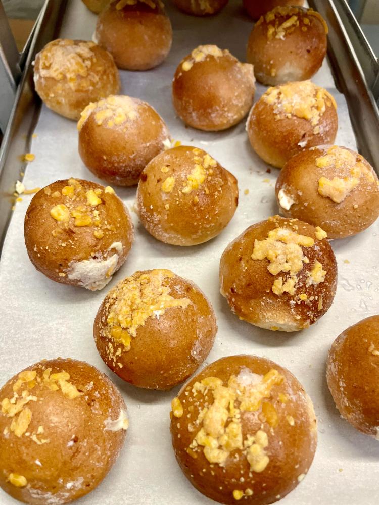 LIMITED PRODUCTION Freeze Dried Fully Cooked Cheddar and Jalapeño Cream Cheese Stuffed Bagel Bites