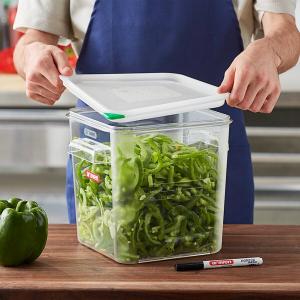 Araven 8.5 Qt. Clear Square Polycarbonate Food Storage Container with Airtight Lid