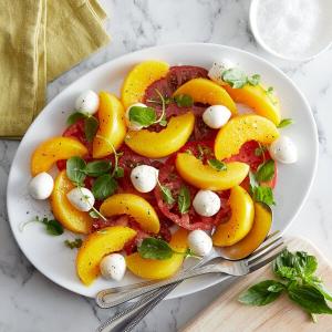 Del Monte #10 Can Sliced Yellow Clingstone Peaches in Extra Light Syrup   - 6/Case