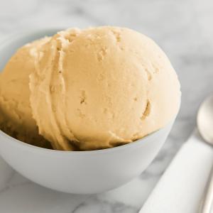 1 Case of Peach Water Ice Base - 4 one gallon per case