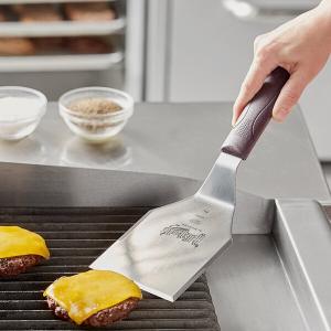 Mercer Culinary M18280 Hell's Handle® High Heat 5" x 4" Heavy-Duty Square Edge Turner