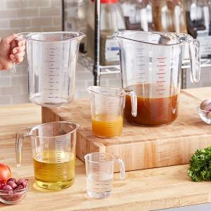Choice 5-Piece Clear Plastic Measuring Cup Set
