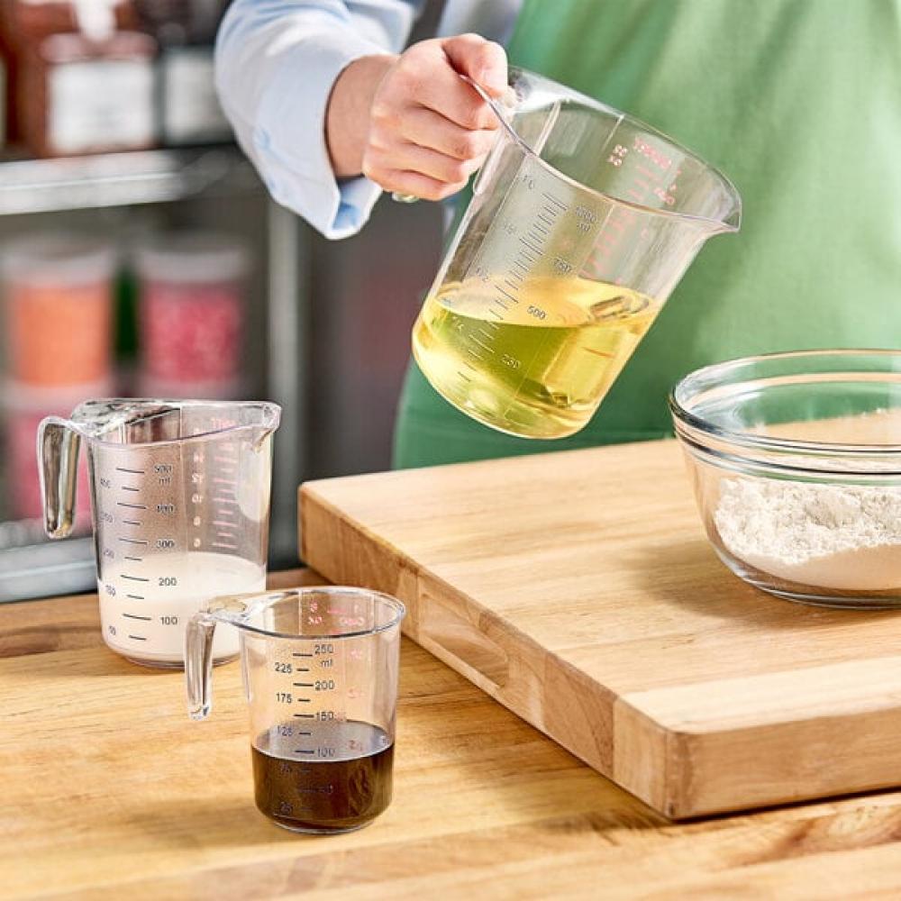Choice 3-Piece Clear Plastic Measuring Cup Set