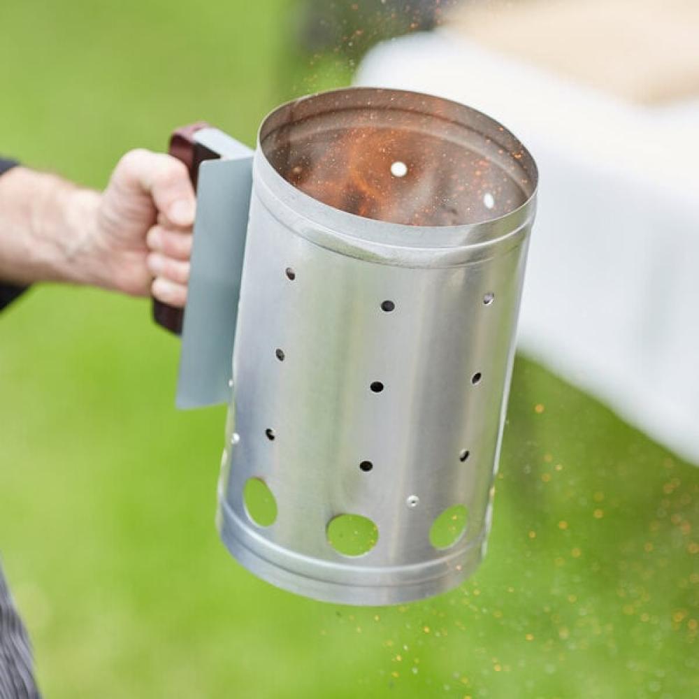5 lb. Briquette Charcoal Chimney Starter - 10 1/2" x 6 1/2"