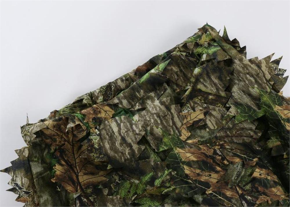 Mossy Oak Leafy Camouflage Suit in 3D