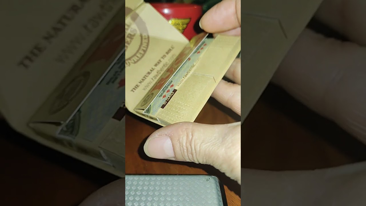 raw rolling papers