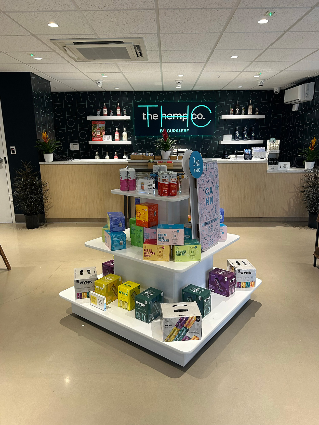 Curaleaf Replaces Cannabis Dispensary with Hemp Storefront