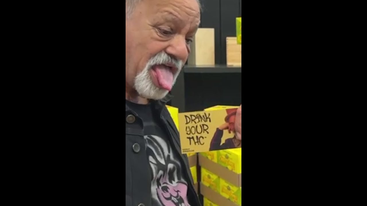 Cheech & Chong Hiding The Golden Ticket