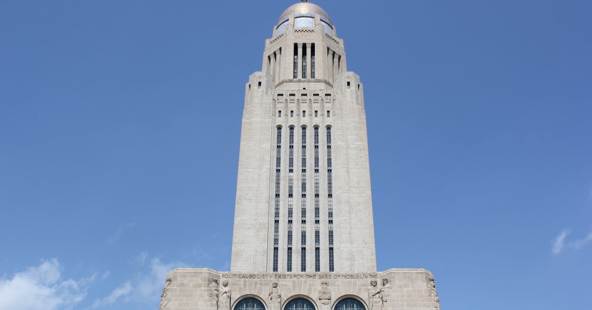 Nebraska lawmakers consider banning or regulating synthetic cannabis