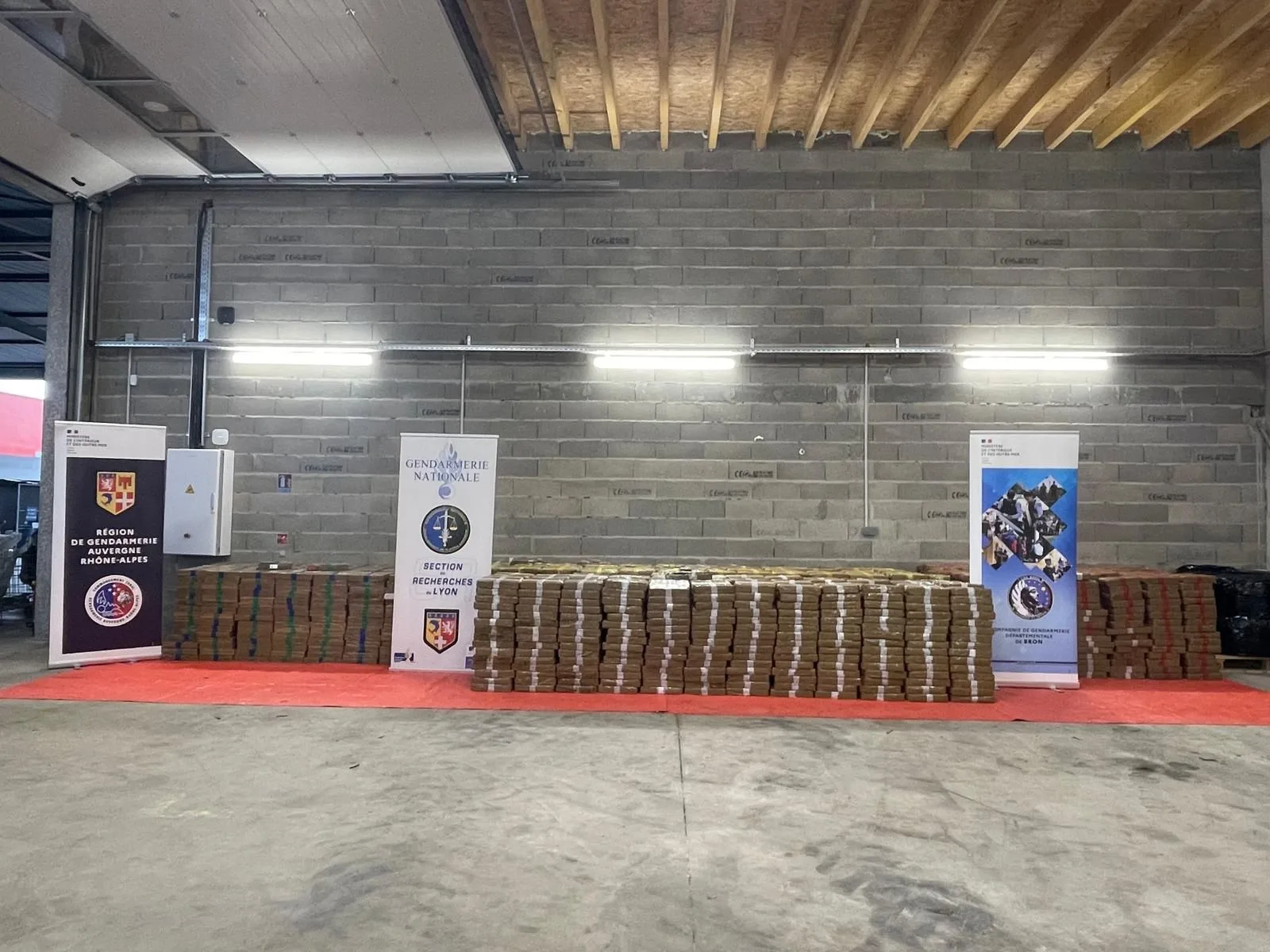 French Authorities Seize Over 9 Tons of Cannabis in Morocco-Registered Truck Near Lyon