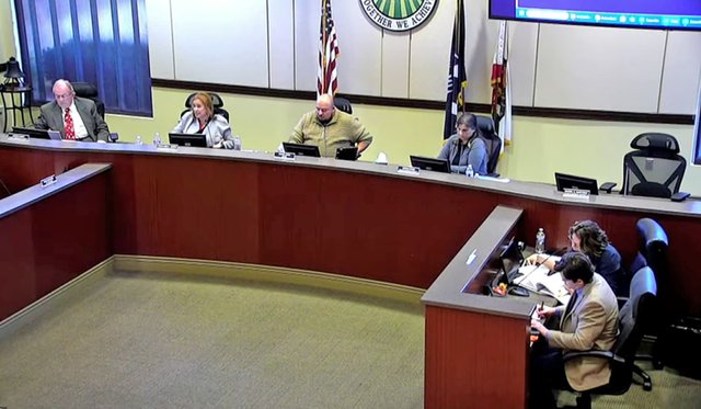Council rethinks high cannabis shop fee