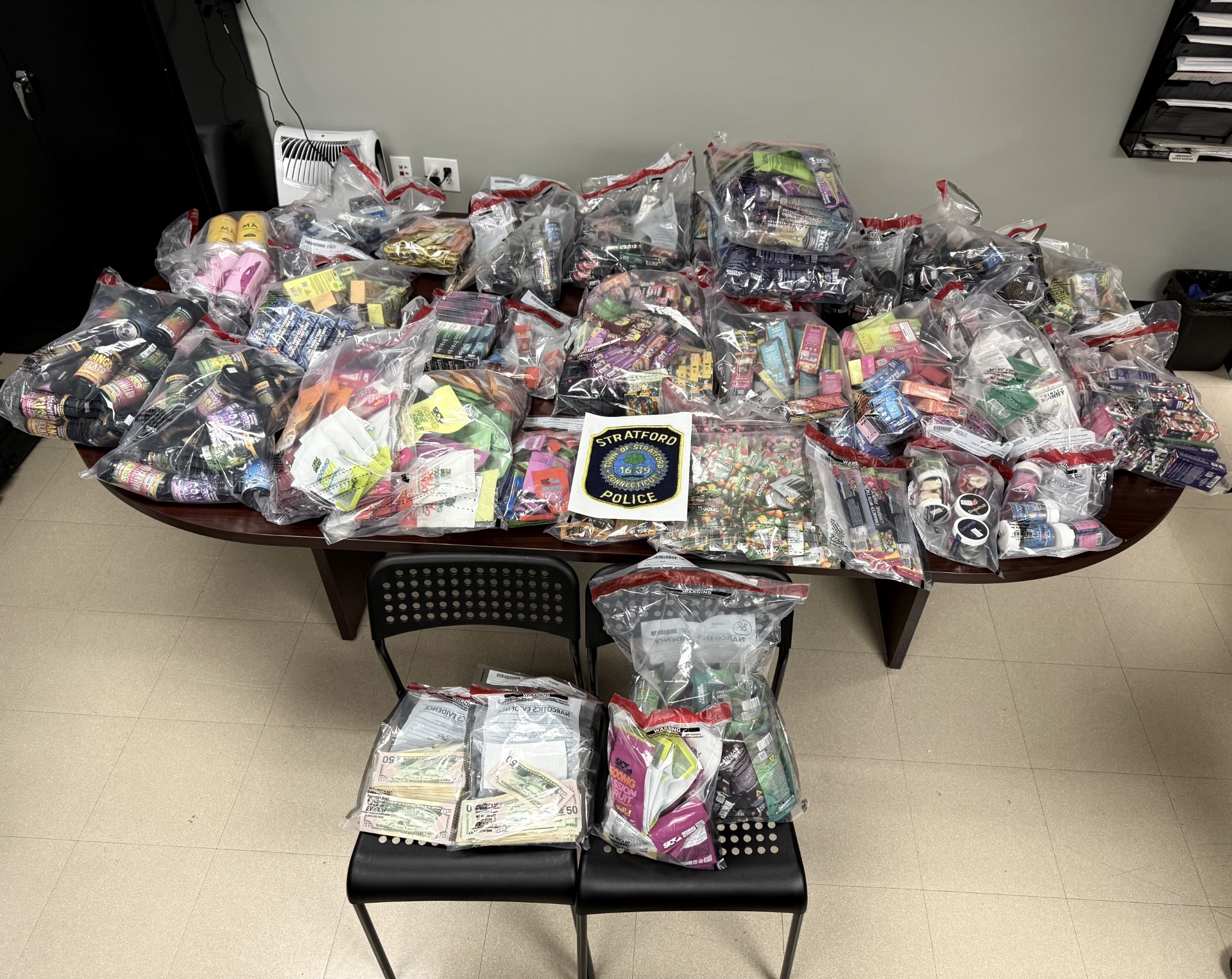 Stratford Smoke Shop Owner Arrested in Cannabis Sales Sting, Over 100 Pounds of Illegal THC Seized – DoingItLocal