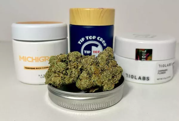 12 energizing cannabis strains you can find in Michigan
