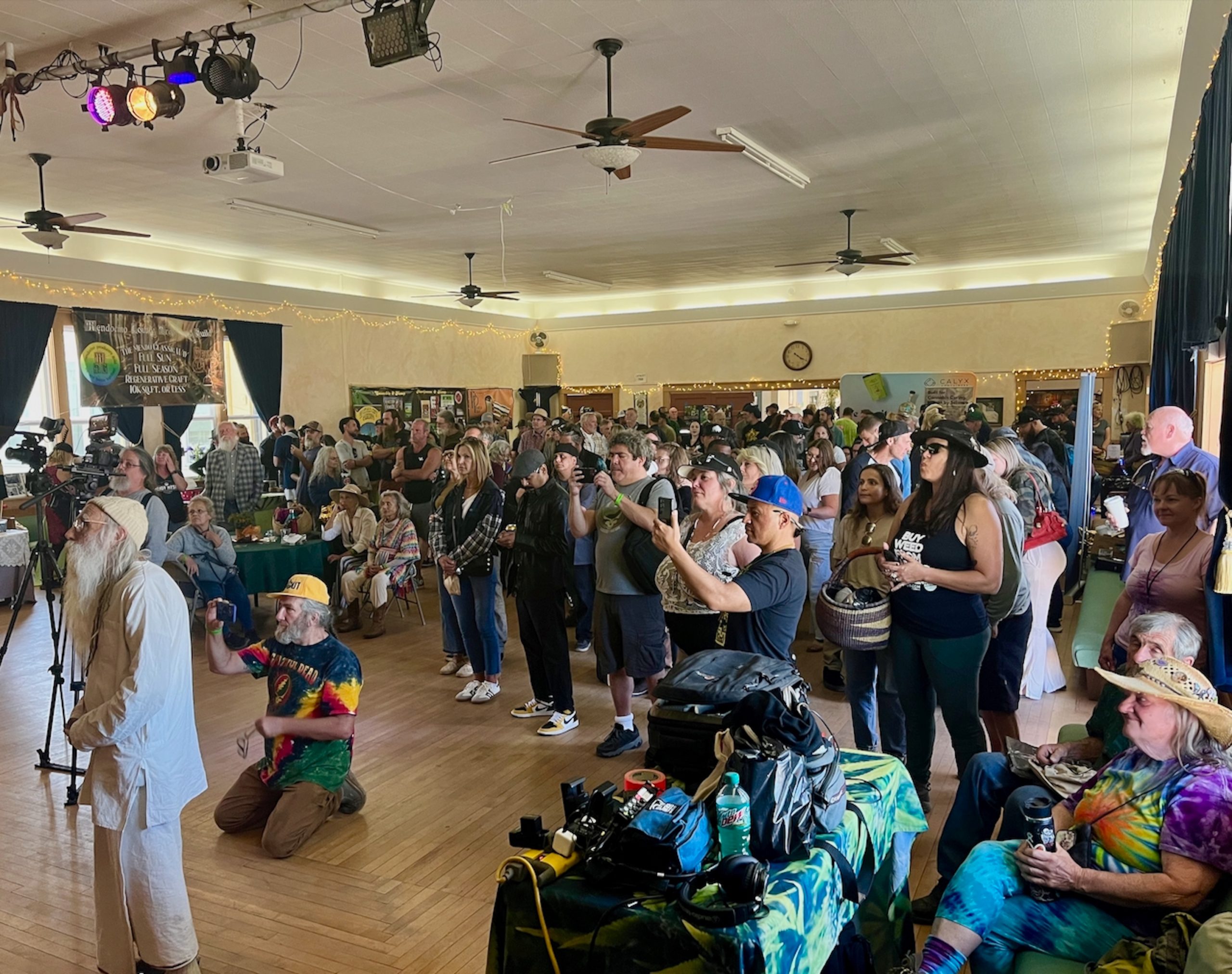 Sold-out cannabis-loving crowd packs the Grange at inaugural Mendo Cup in Willits 