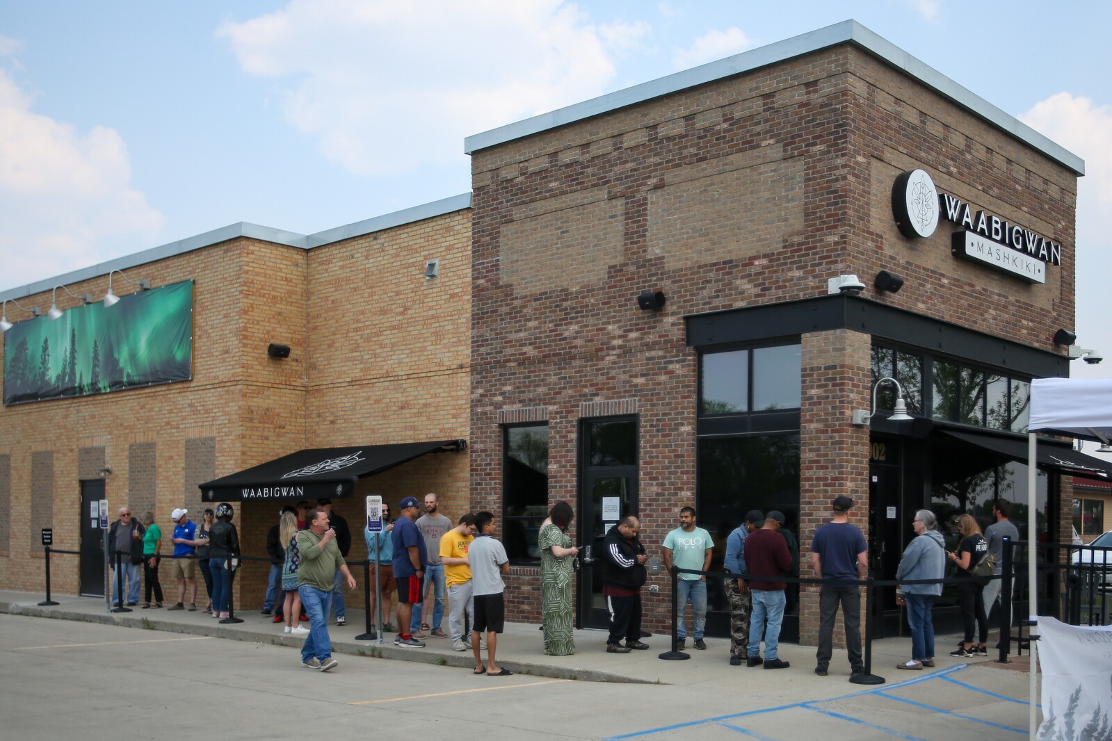 Minnesota's first off-reservation tribal cannabis shop opens in Moorhead - InForum