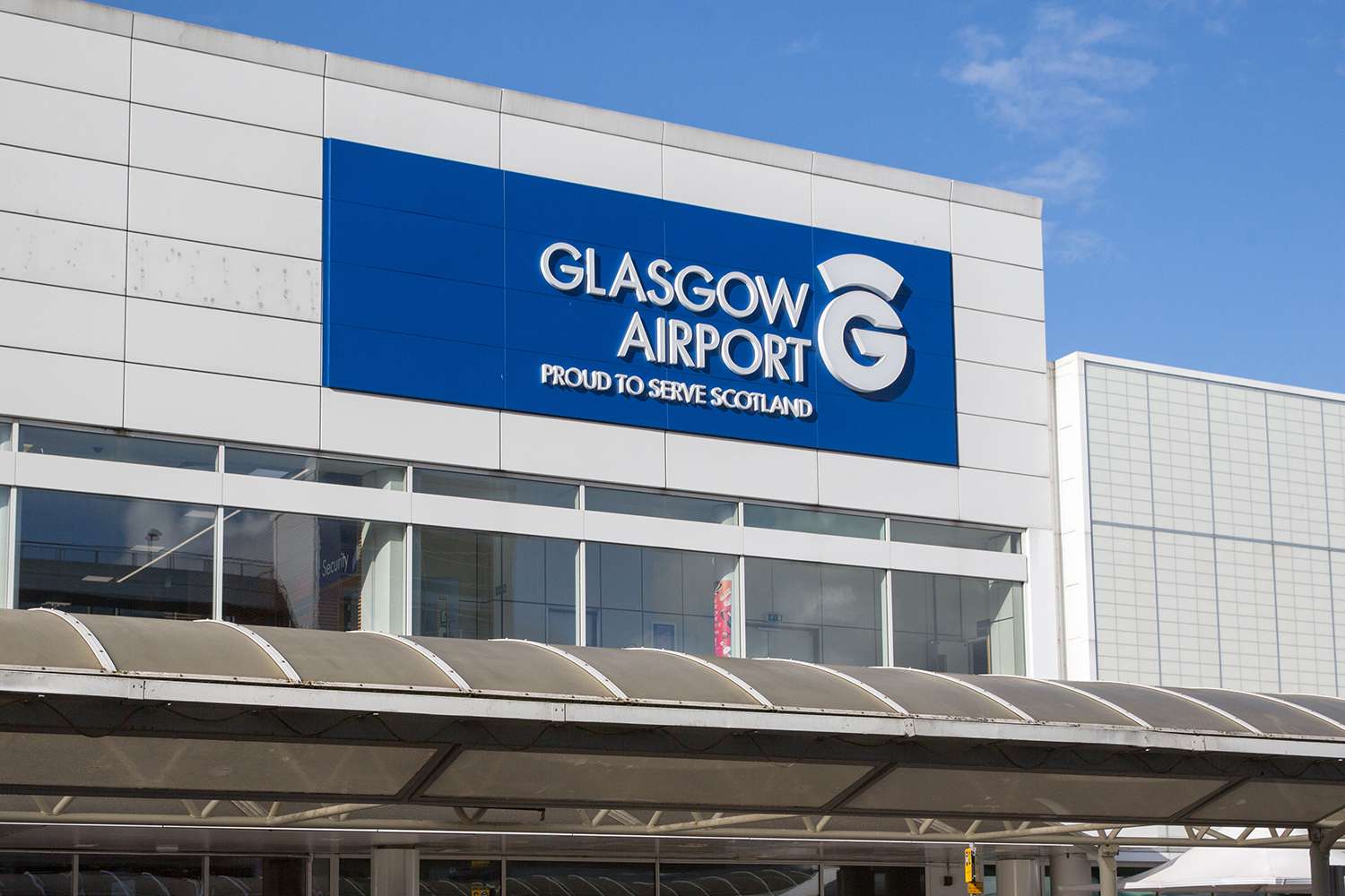 Plane Passenger Reports Lost Bag Containing $120K of Cannabis: Reports