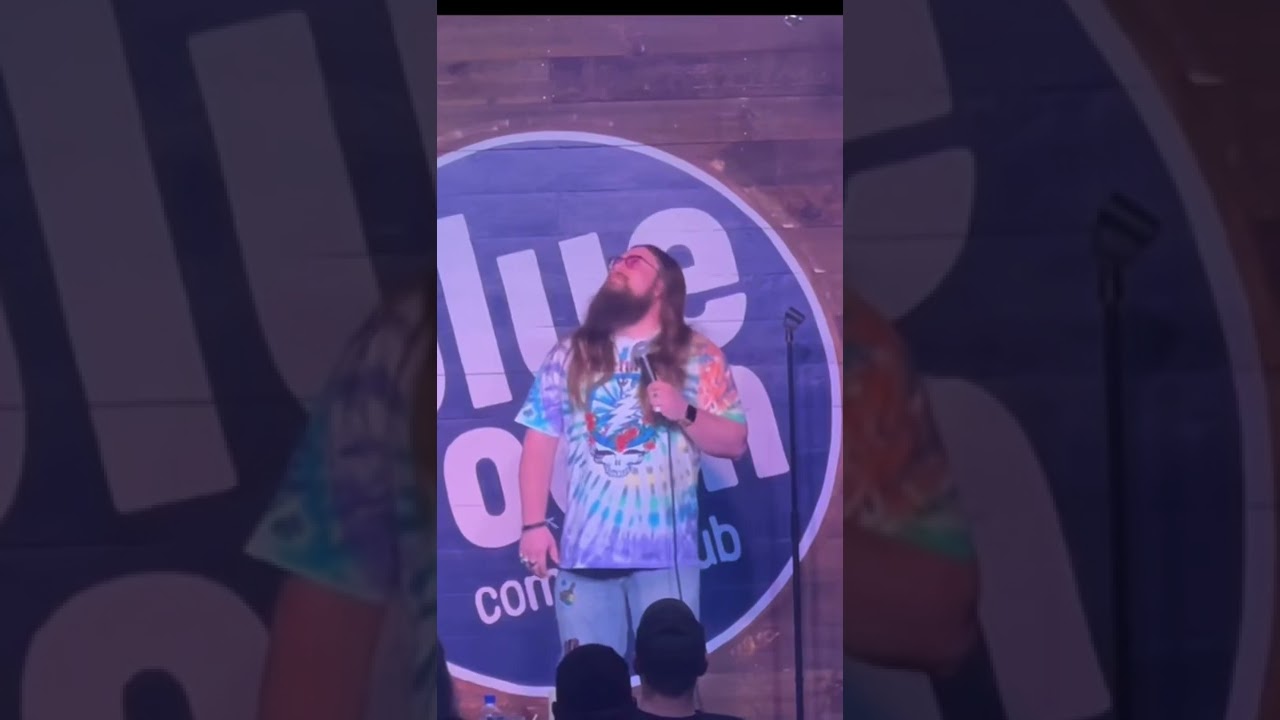 Comedian runs off stage
