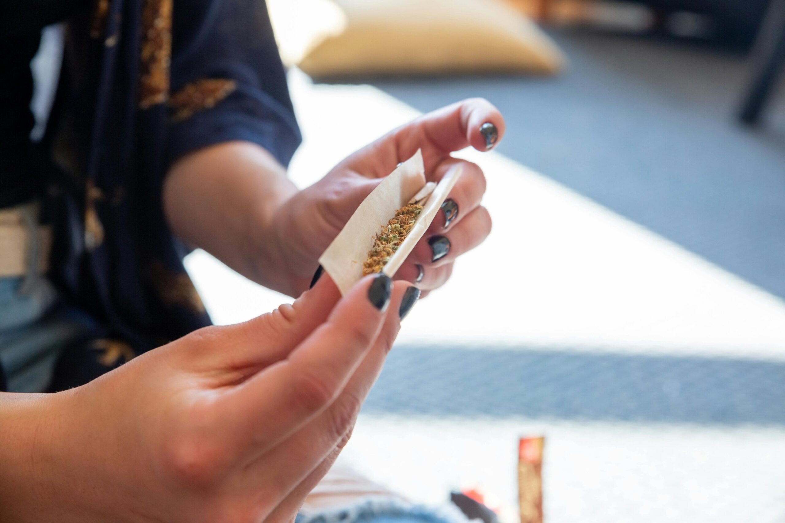 Cannabis use disorder treatment rates decline 32% over 16 years despite persistent high need, study finds