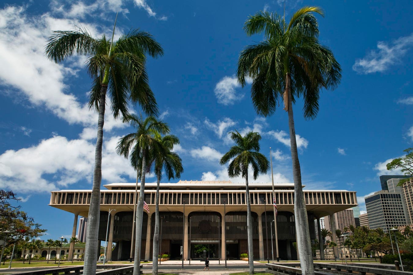 Hawaii Governor To Veto Medical Cannabis Expansion Bill