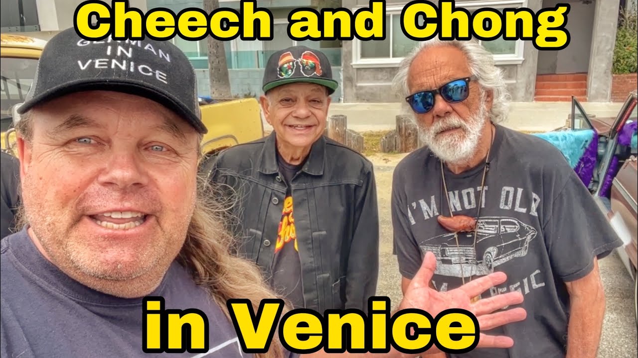 Cheech & Chong giving away free stuff at Venice Beach California