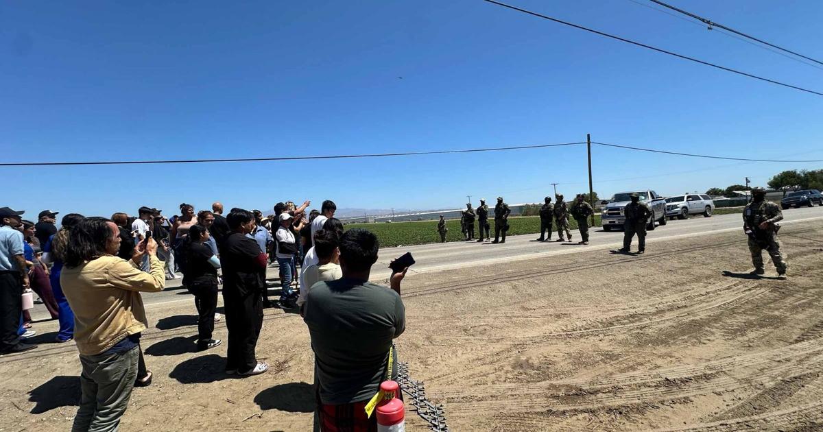 Protestors clash with federal officials in Camarillo at cannabis greenhouse facility | Government