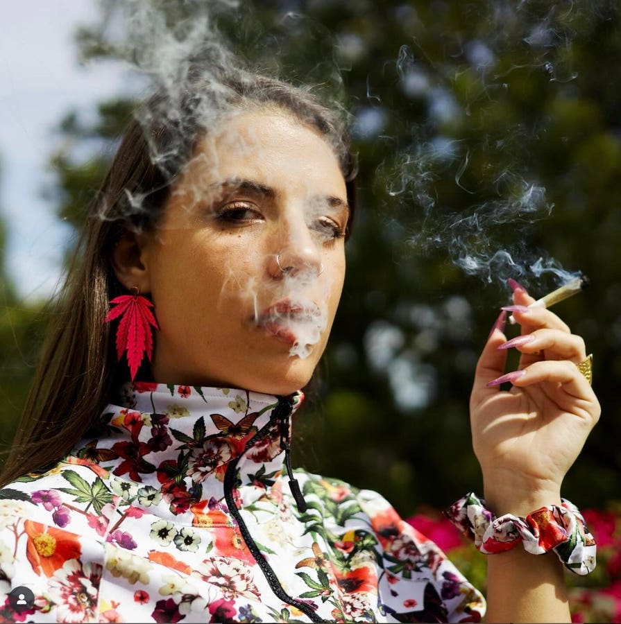 How To Turn Cannabis & Hemp Products Into Fashionable Accessories