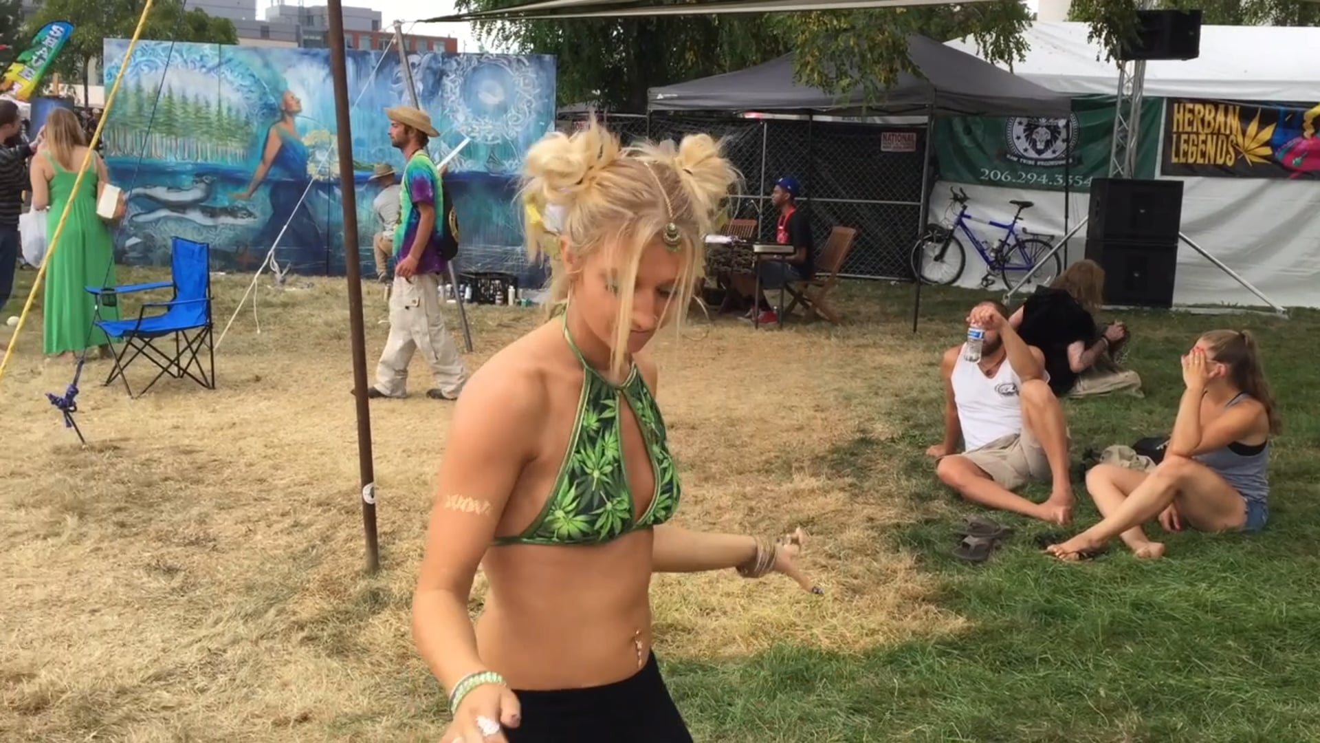 Weed_Dance