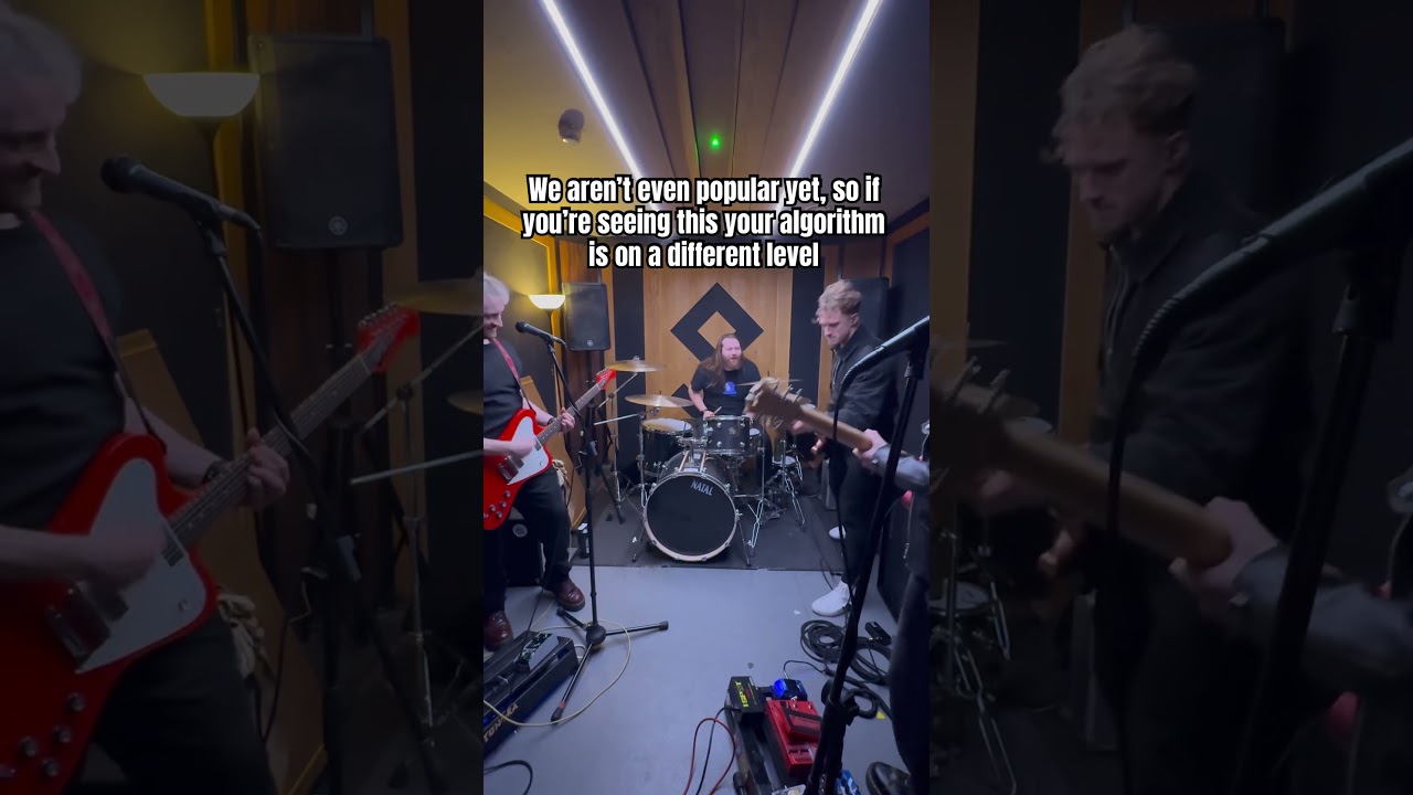QOTSA type sh #desertrock #newriff #alternativerock #altrock #qotsa #muse #undergroundmusic