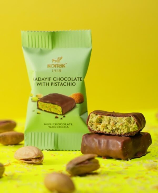 40 Count of Mini Dubai Chocolate Kunafa Pistachio Bar - Pistachio Chocolate Bars with Shredded Phyllo Dough - Fresh Daily Production, Perfect for Gifting - 1.1 lbs (500g) / Aprox 40 Pieces - Image 2