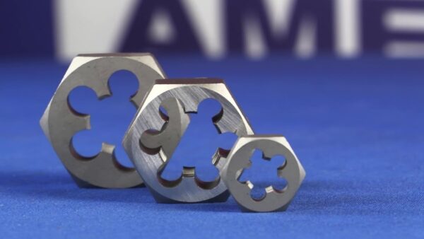 Drill America - DWTHXNPT-Set 6 Piece NPT Pipe Die Set, 1/8", 1/4", 3/8", 1/2", 3/4" and 1", Rethreading, Carbon Steel, Wooden Case - Image 4
