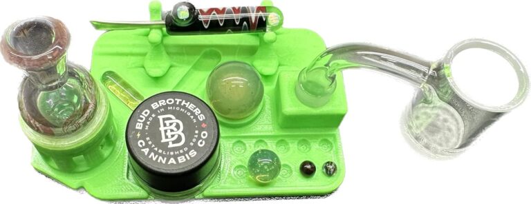 cannabis dabbing tools