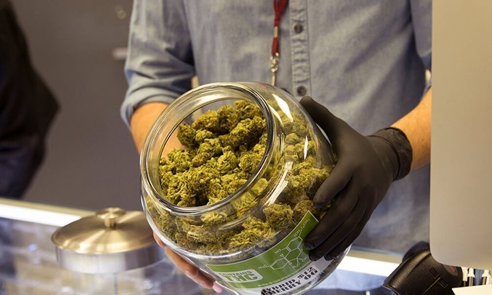 Dispensaries Defend Cashless ATM Smokescreen From Fraud Claims