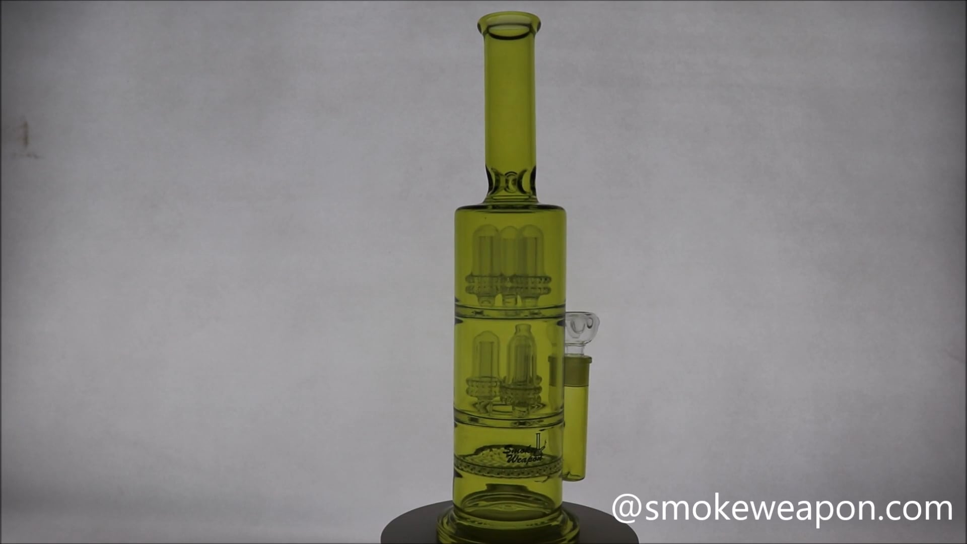 Green Astronaut Honeycomb to Stacked UFO Perc Bong with Ice Catcher
